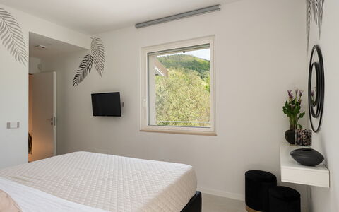 Villa Lunezia 6: Bed, Furniture, Interior Design, Bedroom, Wall, Bedding, Bed Sheet, Wood, Home, Ceiling
