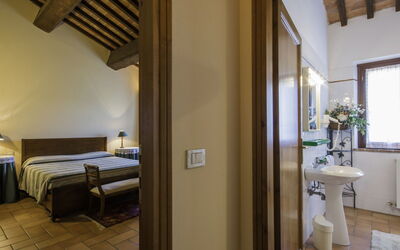 Accommodation:&nbsp;La Casetta 800.3