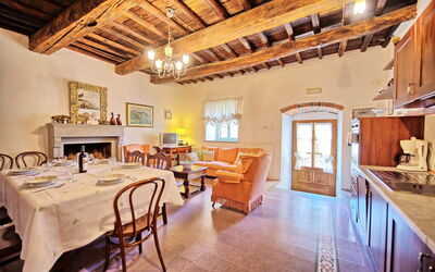 Accommodation:&nbsp;La Loggia