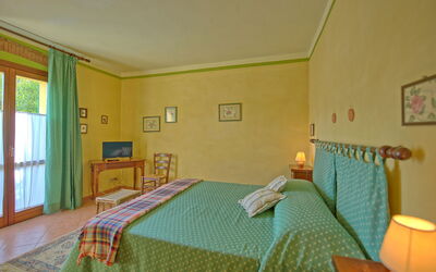 Accommodation:&nbsp;Nespolo 7