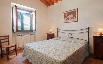 Accommodation:&nbsp;Lecci 200.2