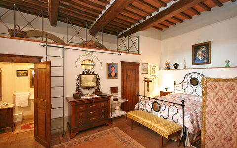 Santo Agostino: Room, Property, Building, Interior Design, Ceiling, House, Furniture, Real Estate, Architecture, Home