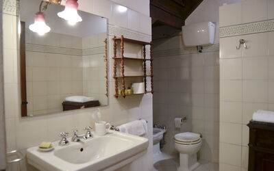 Accommodation:&nbsp;Girasole