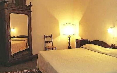 Accommodation:&nbsp;Pancole b