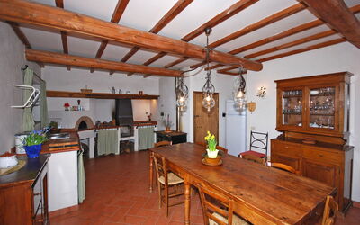 Accommodation:&nbsp;Chiesanuova 2