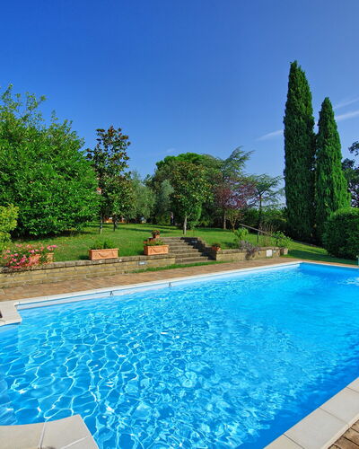Casale Giulio: Swimming Pool, Property, Real Estate, Leisure, Estate, Water, House, Grass, Vacation, Backyard