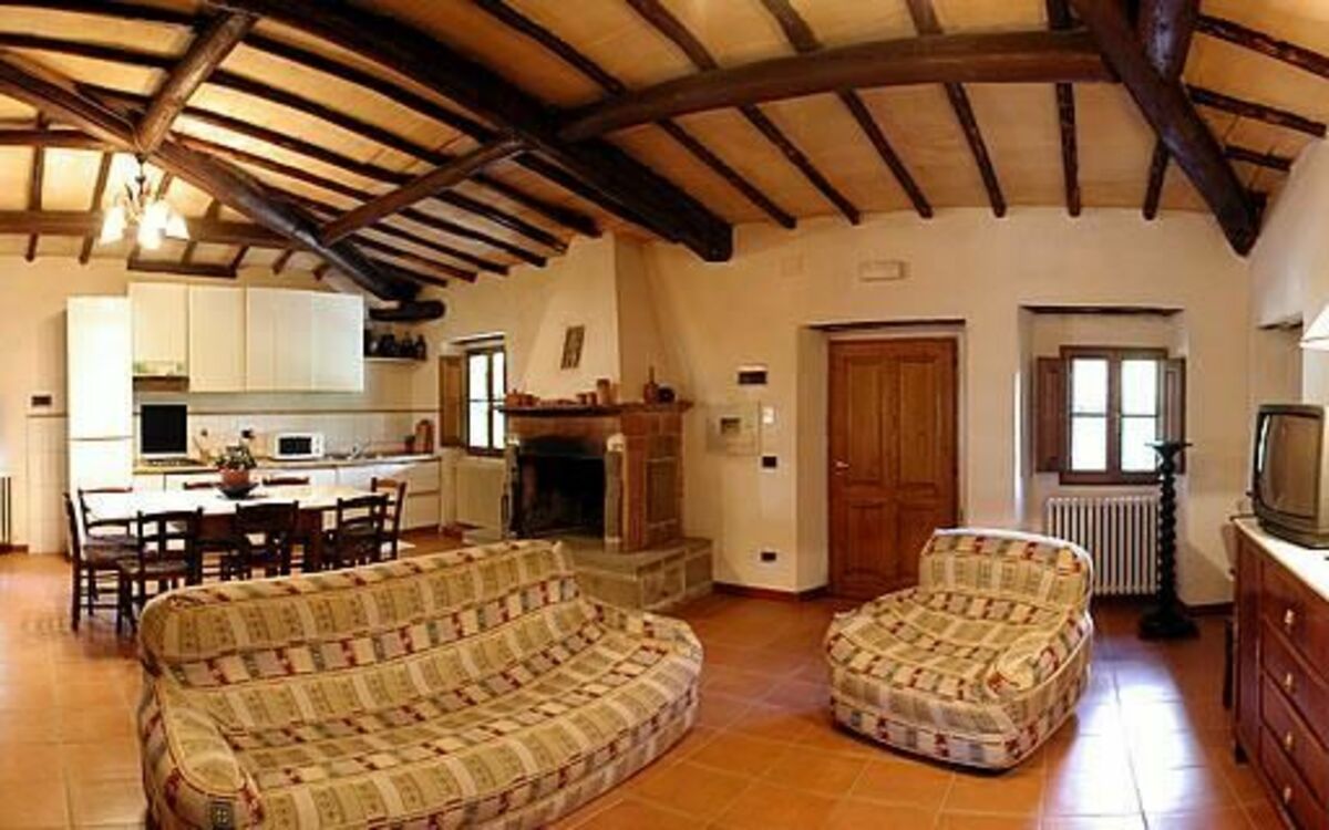 Accommodation:&nbsp;La Colonica