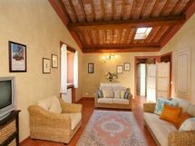 Accommodation:&nbsp;Caggio 9