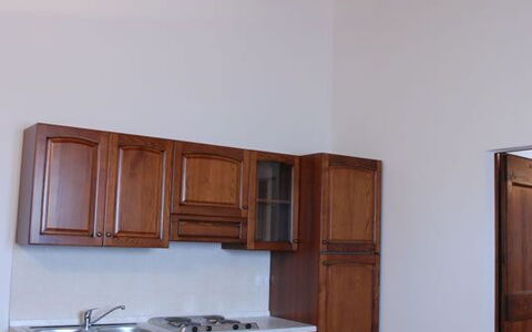 Accommodation:&nbsp;Girasole