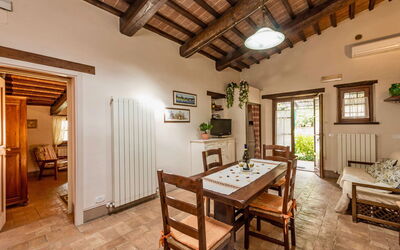 Accommodation:&nbsp;Casa Graziani 300.5