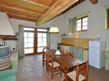 Accommodation:&nbsp;Green