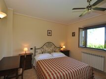 Accommodation:&nbsp;Massi b