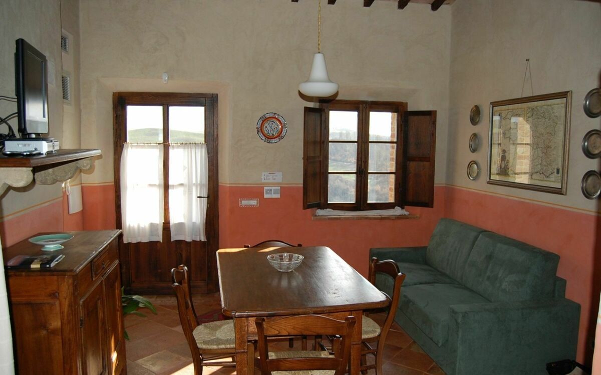 Accommodation:&nbsp;Ficus