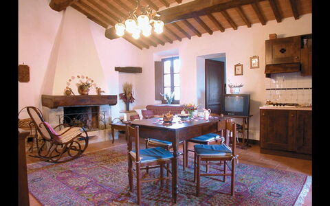 Accommodation:&nbsp;Chiara