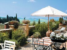 Accommodation:&nbsp;Laura