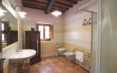 Accommodation:&nbsp;Albanella