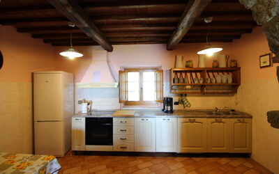 Accommodation:&nbsp;Albanella