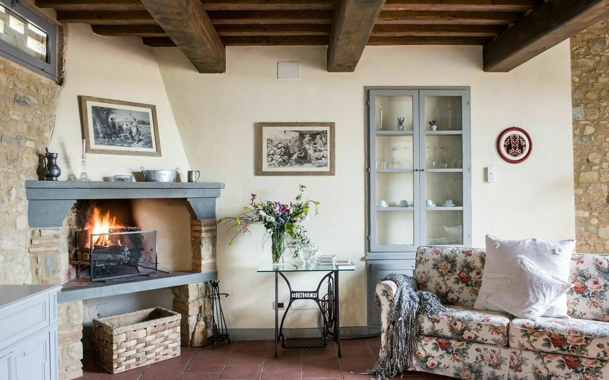 Accommodation:&nbsp;Albore