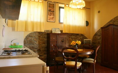 La Gardenia: Room, Furniture, Property, Building, Interior Design, Kitchen, House, Countertop, Cabinetry, Table