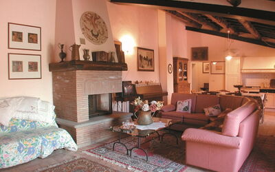 Il Ciclamino: Living Room, Room, Property, Furniture, Interior Design, Building, House, Home, Real Estate, Table