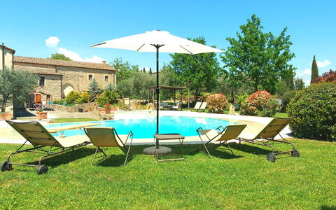 Pieve di Sant Ippolito: Plant, Water, Property, Sky, Plant Community, Building, Swimming Pool, Shade, Tree, Azure