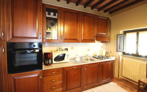 Agriturismo Ca di Vestro: Cabinetry, Furniture, Countertop, Room, Kitchen, Property, Kitchen Stove, Building, Interior Design, Cupboard