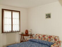 Living room/ kitchen area