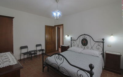 Accommodation:&nbsp;Torreone