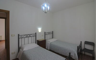 Accommodation:&nbsp;Torreone