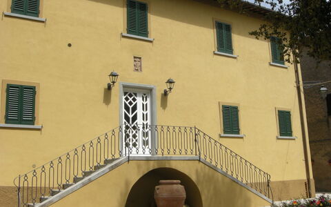 Dante: Property, Building, House, Facade, Architecture, Balcony, Baluster, Handrail, Real Estate, Stairs