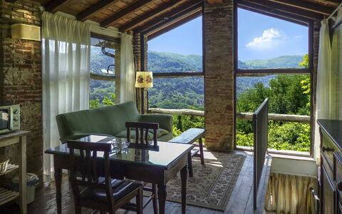 Accommodation:&nbsp;Casa Di Vetro
