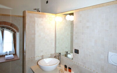 Accommodation:&nbsp;Ninfe 7