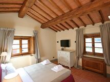 Accommodation:&nbsp;Ninfe 2