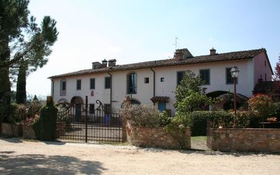 Villa 3 Colli: Left: Girasole, Middle: Ginestra, Right: Gardenia