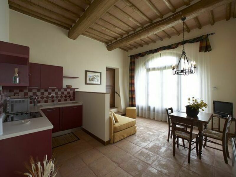 Accommodation:&nbsp;Lunario