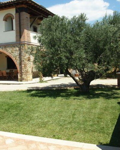 Villa Giulia Follonica: Property, Yard, Backyard, Grass, Home, Lawn, House, Real Estate, Building, Estate