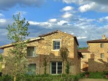 Poggiodoro And Tobacco Loft