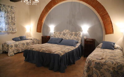 Accommodation:&nbsp;Romina 5