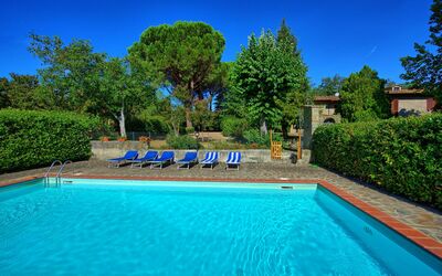 Casale Ambra: Swimming Pool, Property, Estate, Real Estate, Leisure, House, Building, Villa, Vacation, Grass
