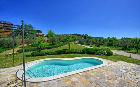 Villa Roberto: Swimming Pool, Property, Real Estate, Natural Landscape, Estate, House, Water, Home, Leisure, Building