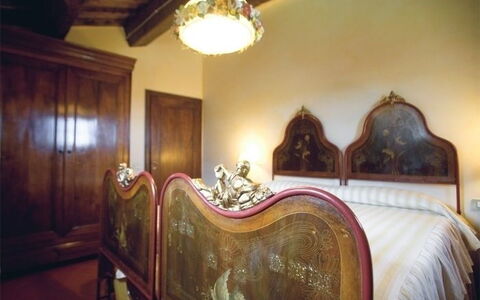 Accommodation:&nbsp;La Rosa