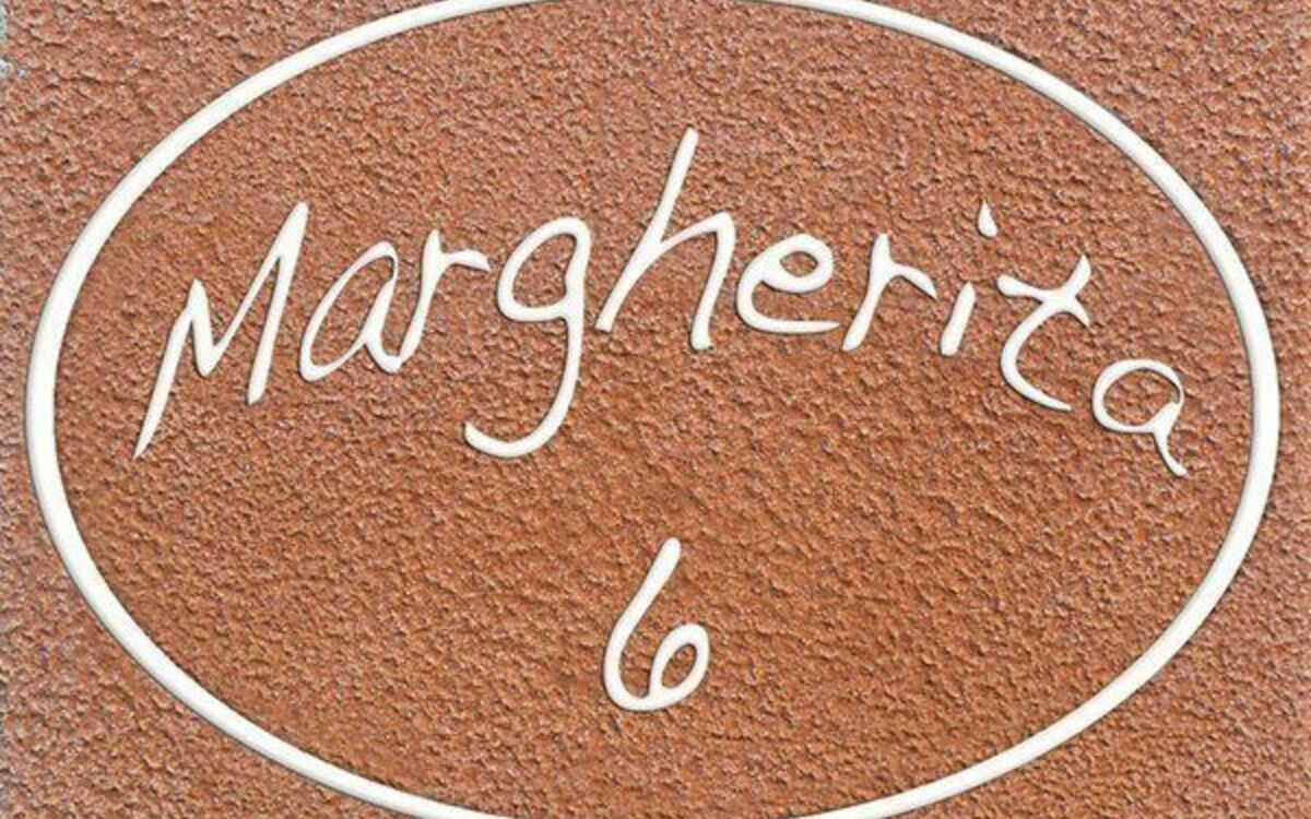 Accommodation:&nbsp;Margherita