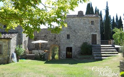 Il Nibbio del Castello di Monteluco - Lecchi, Tuscany, Italy