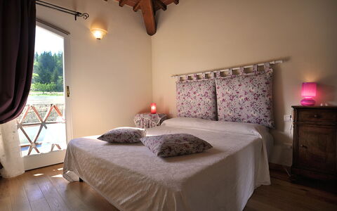 Casa Fabrizio: Property, Furniture, Light, Comfort, Wood, Textile, Lighting, Interior Design, Floor