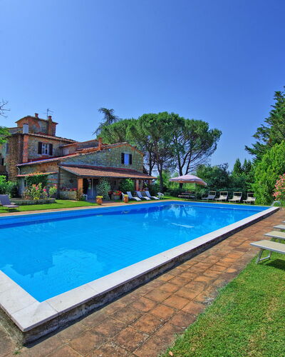 Villa Campogialli: Swimming Pool, Property, Estate, Real Estate, House, Home, Building, Grass, Villa, Residential Area