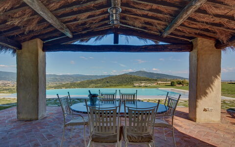 Villa Agazzi: Property, Building, House, Real Estate, Room, Resort, Estate, Porch, Home, Vacation