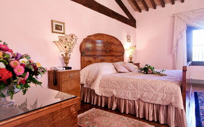Accommodation:&nbsp;Deluxe Suite
