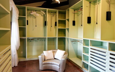Accommodation:&nbsp;Tower Suite