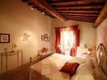 Accommodation:&nbsp;Eolo