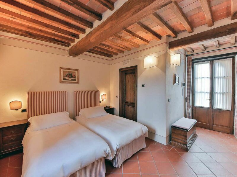 Accommodation:&nbsp;Camera 4